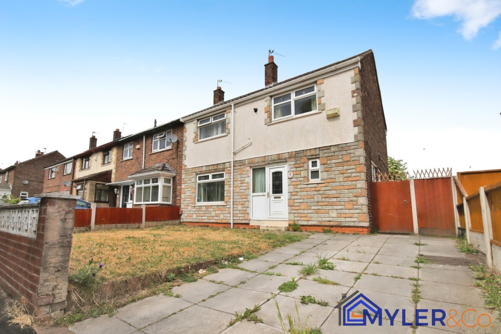 Main image of property: Derwent Road, Widnes, WA8