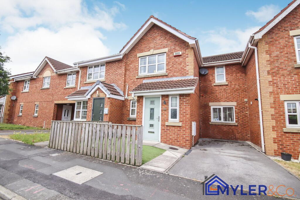 Main image of property: Brooklands Park, Widnes, WA8