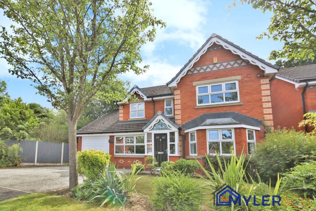 Main image of property: Farmleigh Gardens, Great Sankey, Warrington, WA5