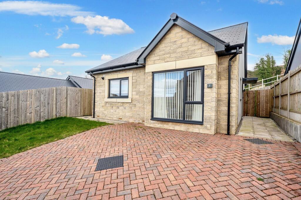 Main image of property: Castlestead Close, Oxenholme, LA9
