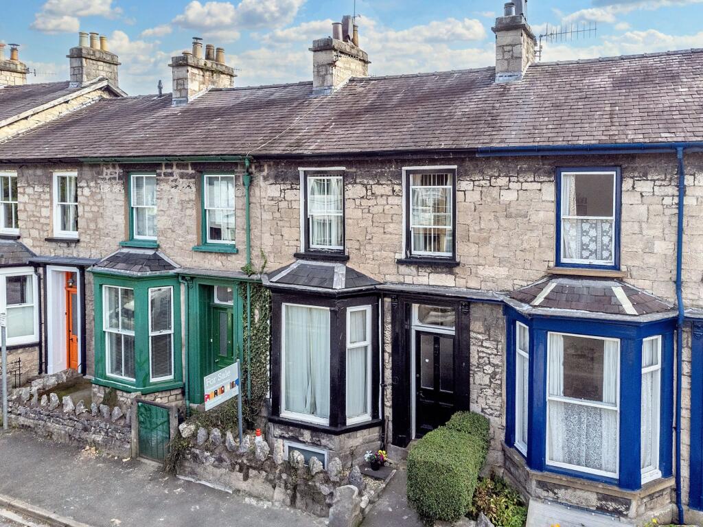 Main image of property: 5 Green Road