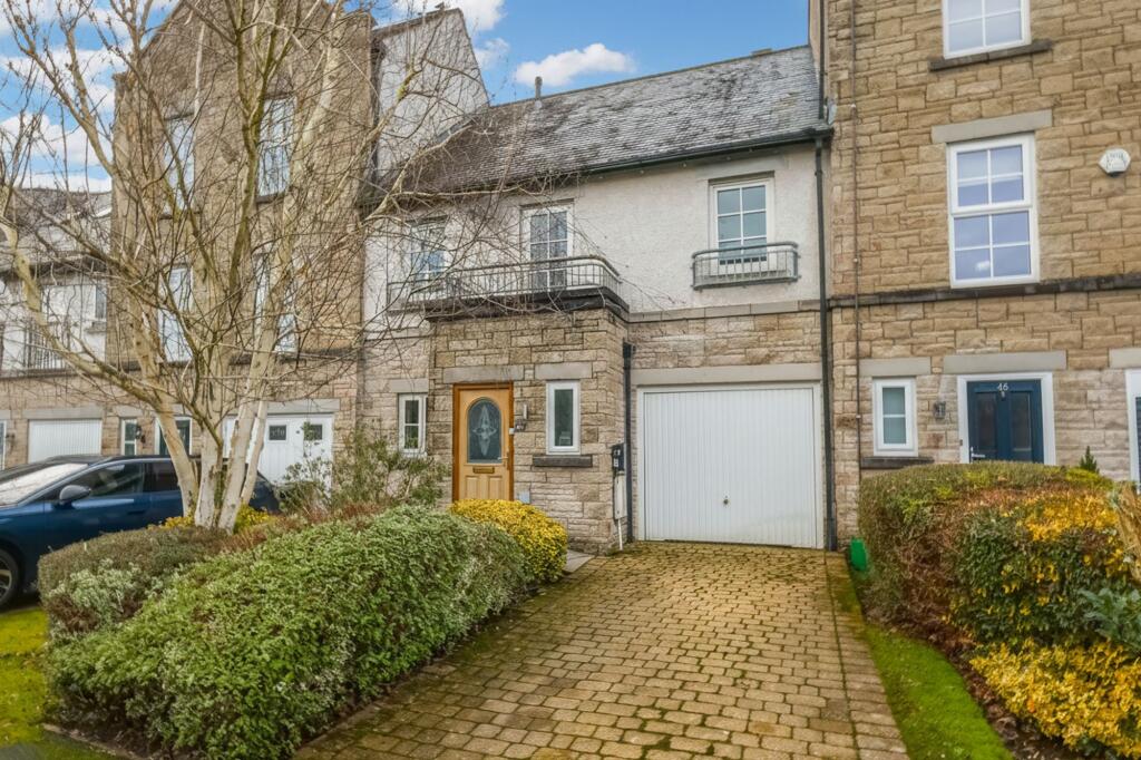 Main image of property: 43 Whinlatter Drive, Kendal