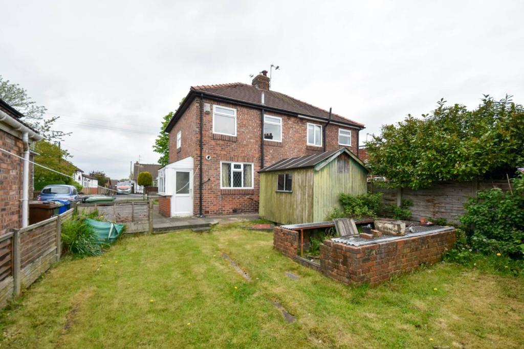 3 bedroom semidetached house for sale in Miles Lane, Shevington, Wigan