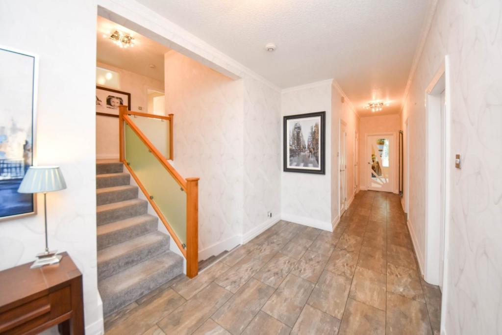 4 bedroom detached house for sale in Lostock Junction Lane, Lostock