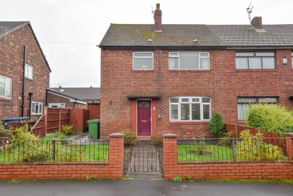 3 bedroom semidetached house for sale in Willow Crescent, Leigh, WN7