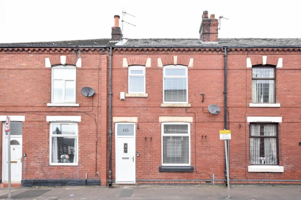 Main image of property: Darlington Street East, Wigan, WN1 3EA