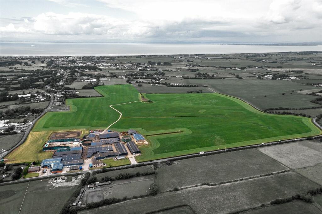 5 bedroom detached house for sale in Burned House Lane, Preesall