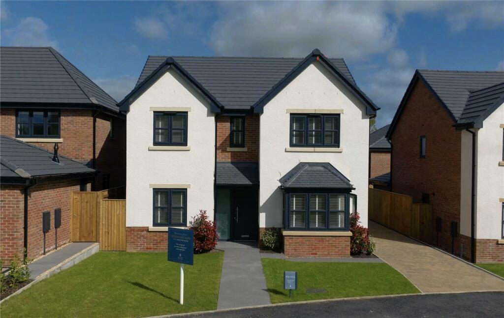 4 bedroom detached house for sale in D'Urton Lane, Broughton, Preston