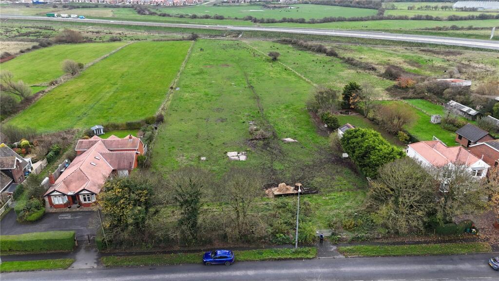 Main image of property: Land Adjoining 179 Mains Lane, Poulton-Le-Fylde