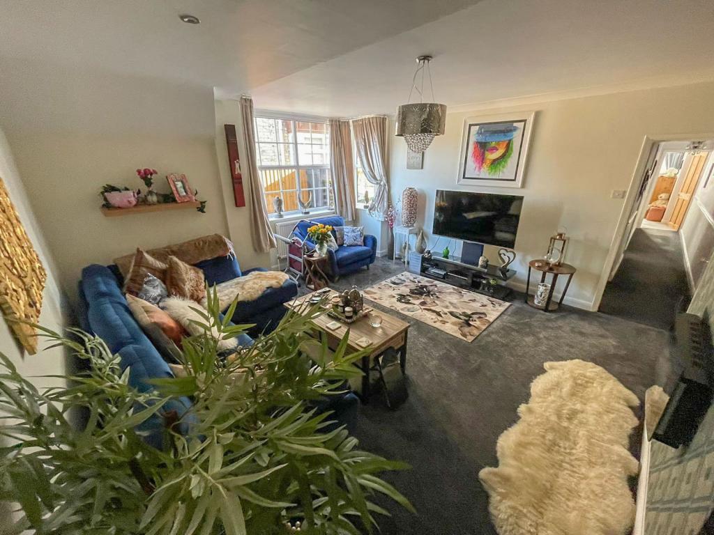 2 bedroom flat for sale in Welholme Road, Grimsby, North East Lincs, DN32