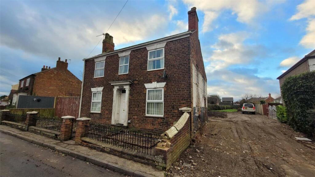 Property for sale in Coronation Road, Ulceby, Lincolnshire, DN39