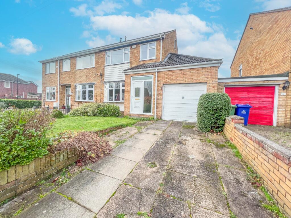 3 bedroom semidetached house for sale in Greyfriars, Wybers Wood