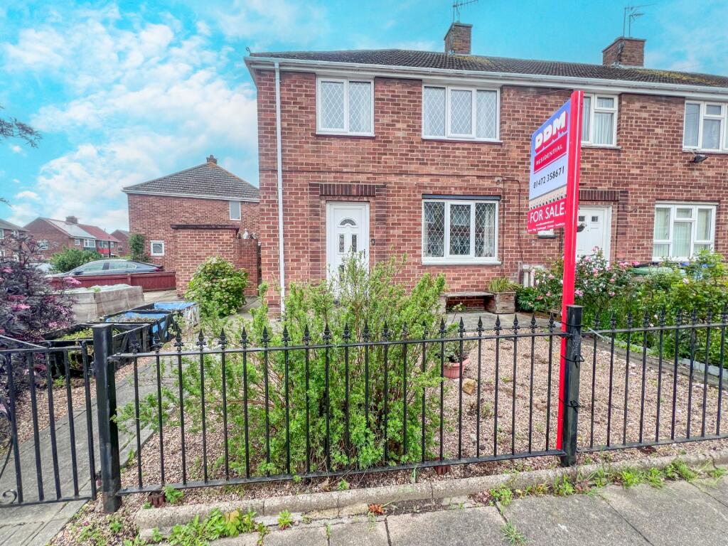 3 bedroom semidetached house for sale in Curry Road, Grimsby, N.E