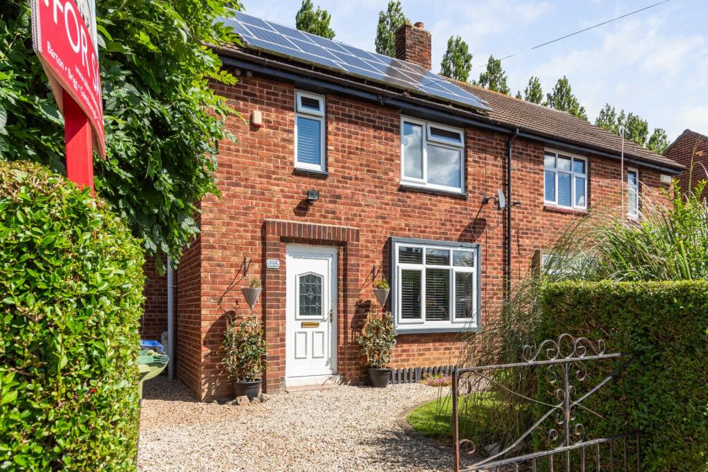 3 bedroom semidetached house for sale in Broadway, Laceby Acres
