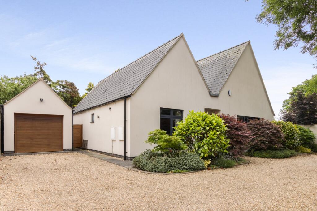 Main image of property: Green Acres, Waltham, DN37