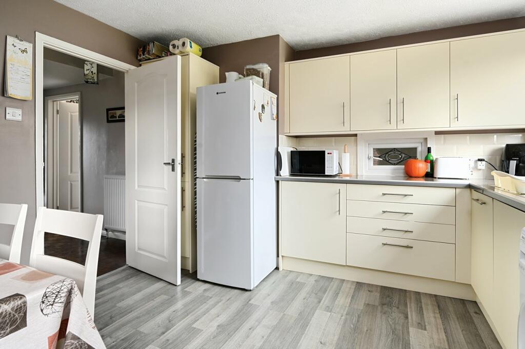 Additional property image - Thyme Close, Shoreham-by-Sea, BN43