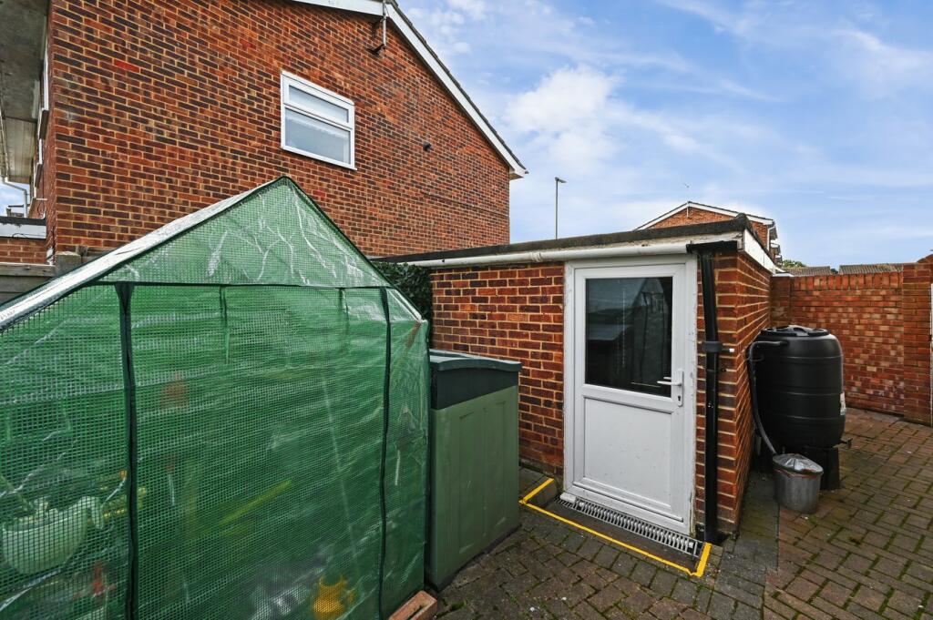 Additional property image - Thyme Close, Shoreham-by-Sea, BN43