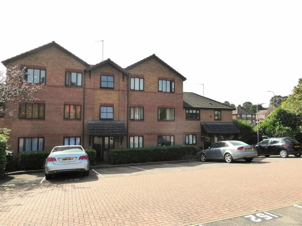 1 bedroom flat for sale in Parklands, Banbury, OX16