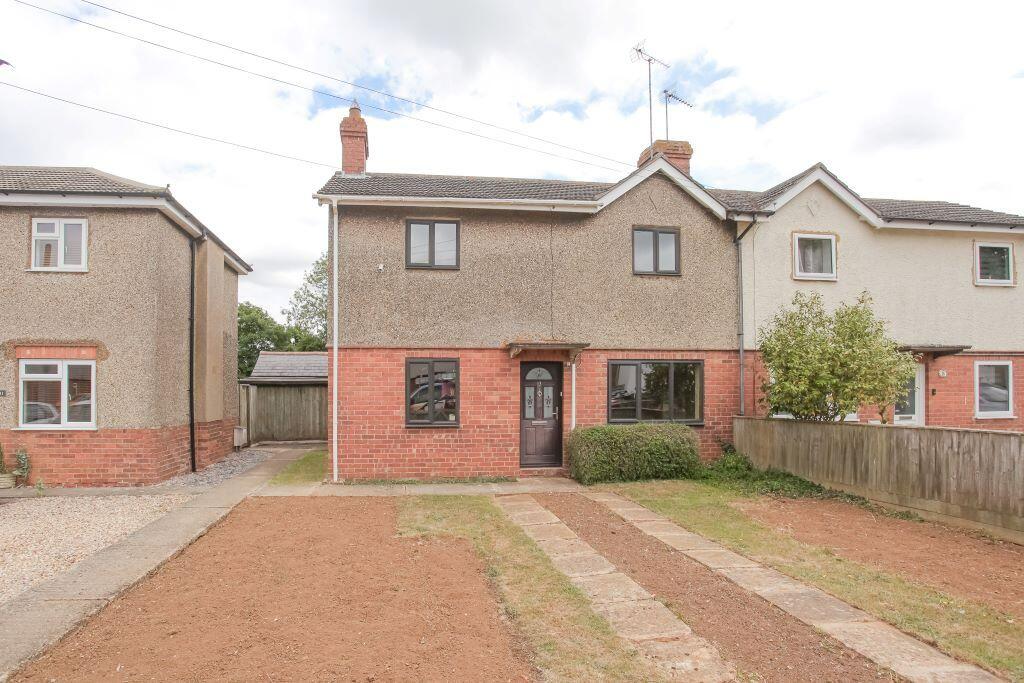 3 bedroom semi-detached house