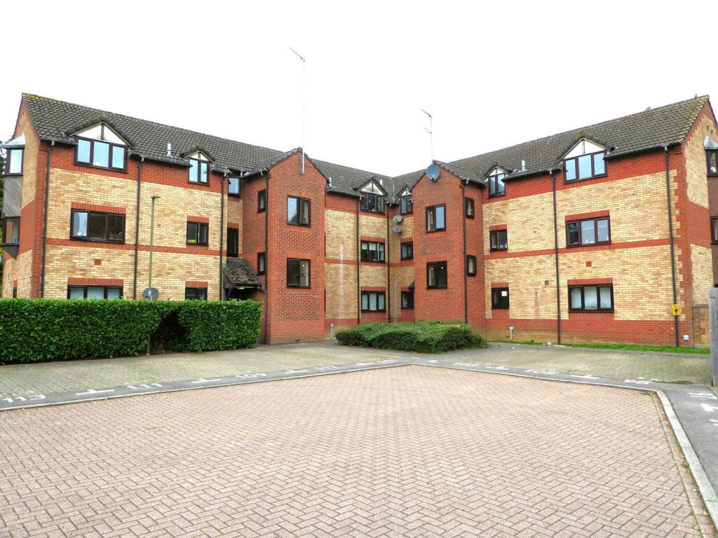 2 bedroom flat