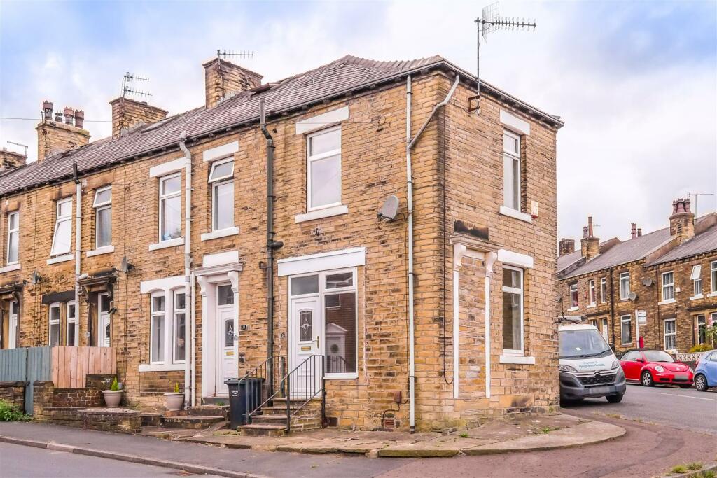 Main image of property: South Lane, Elland