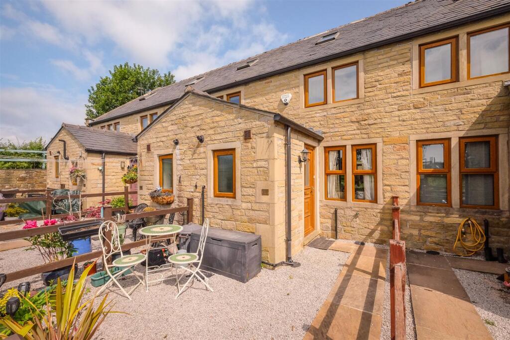 Main image of property: Warley Town Lane, Halifax