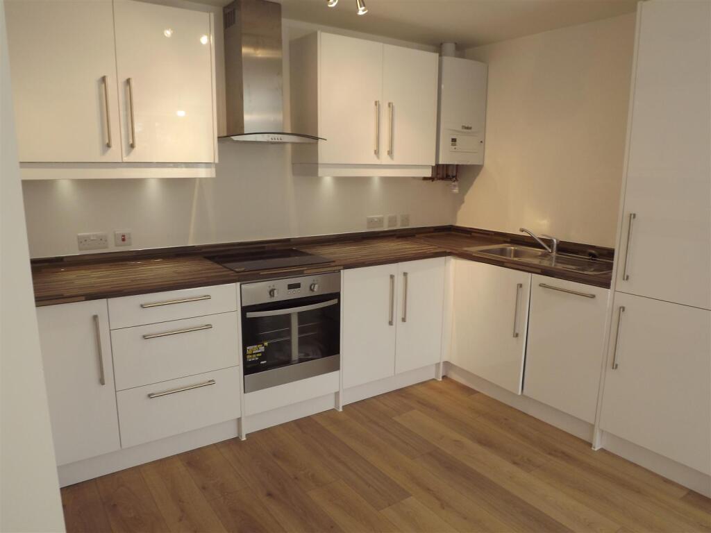 Main image of property: Simmonds View, Stoke Gifford, Bristol