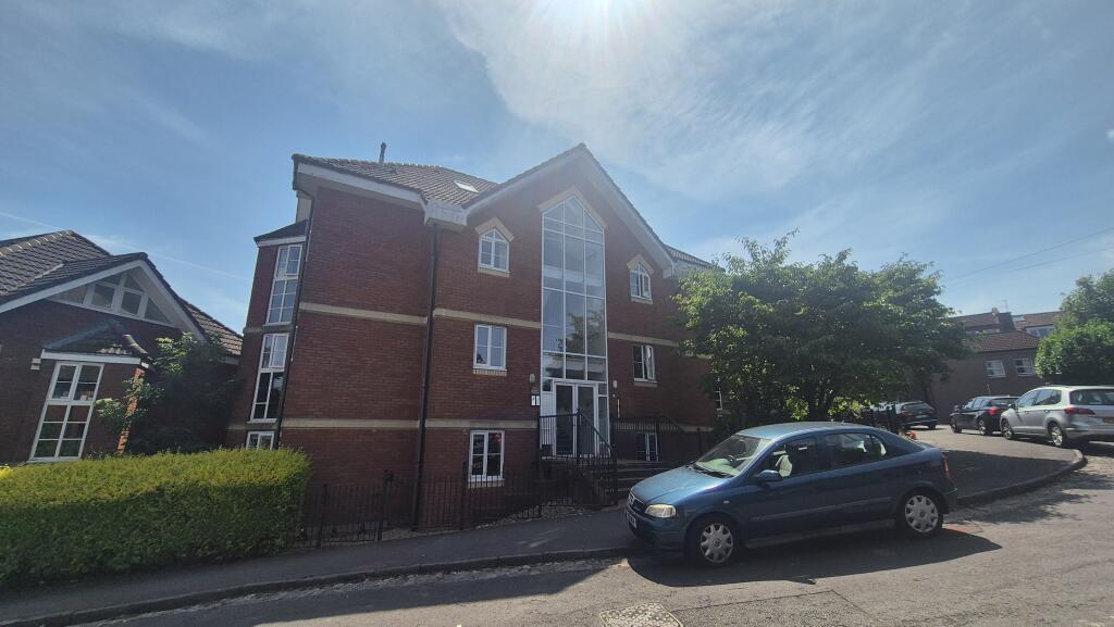Main image of property: Newland Heights, Hurlingham Road, BS7