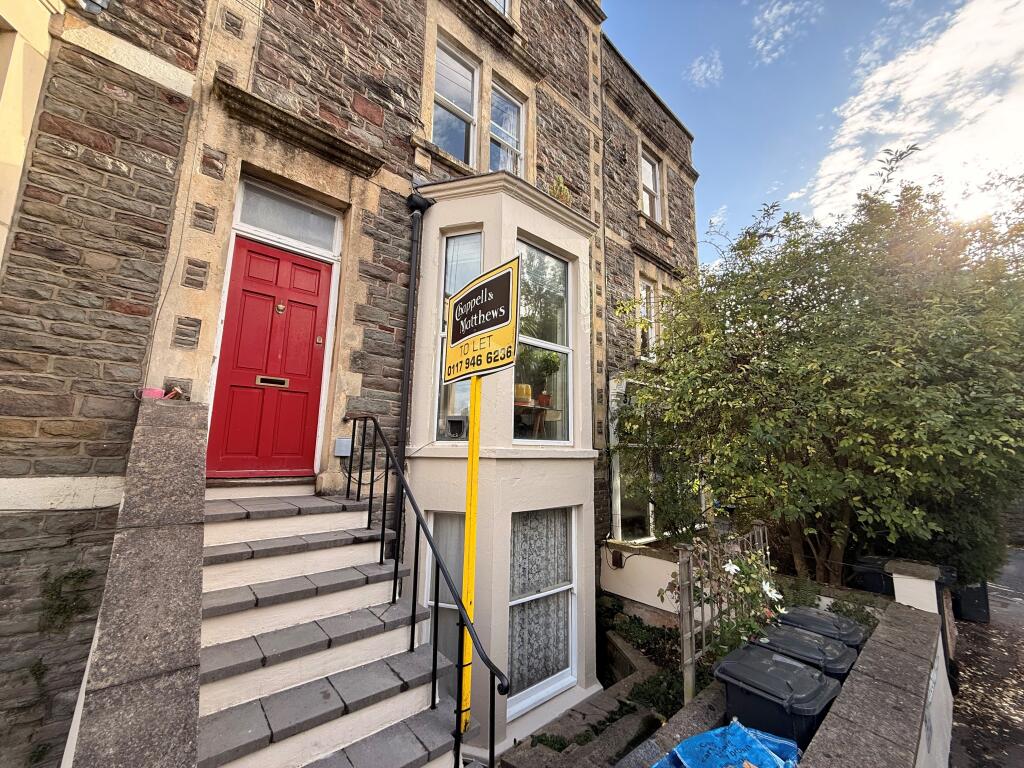 Main image of property: Roslyn Road, Redland