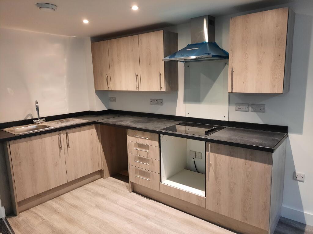 Flat to rent on Yeovil Town Centre