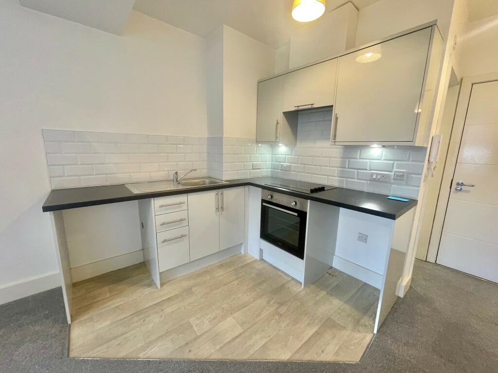 Additional property image - Christchurch Road, Boscombe
