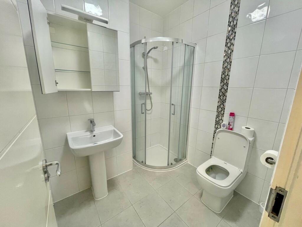 Additional property image - Christchurch Road, Boscombe