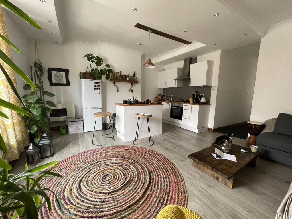 Main image of property: Christchurch Road