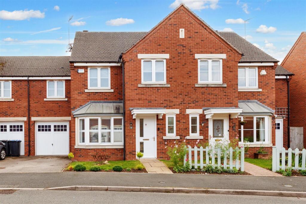 Main image of property: Hill View, Stratford-Upon-Avon