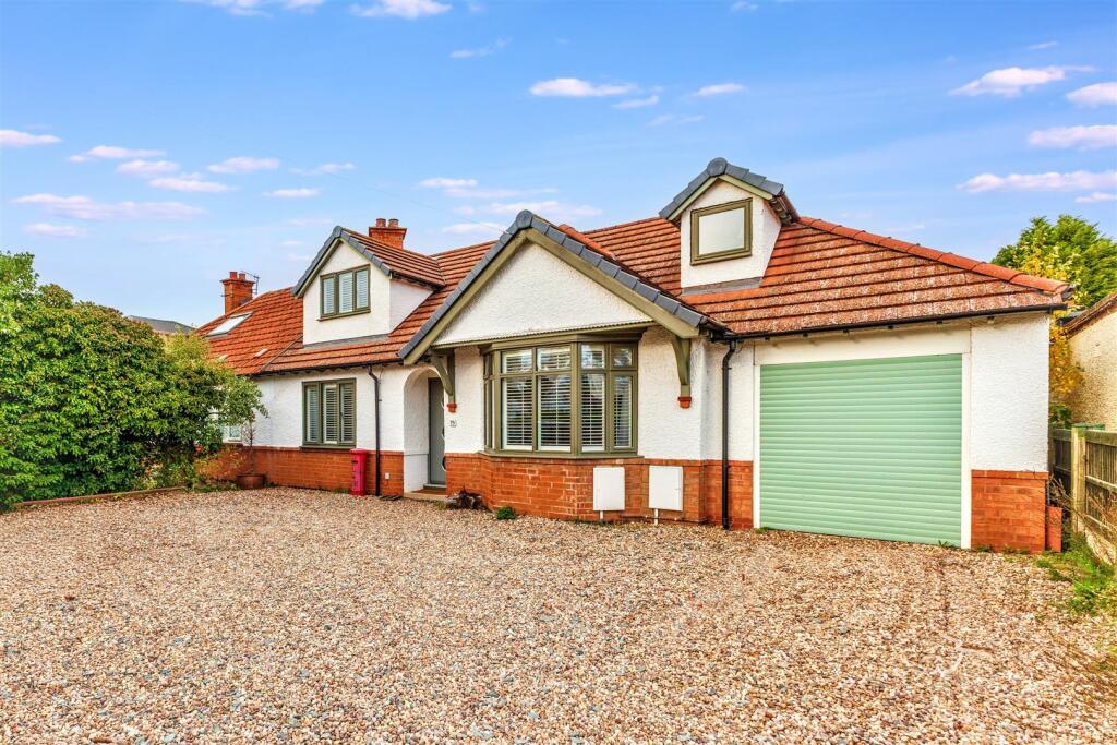 Main image of property: Loxley Road, Stratford-Upon-Avon