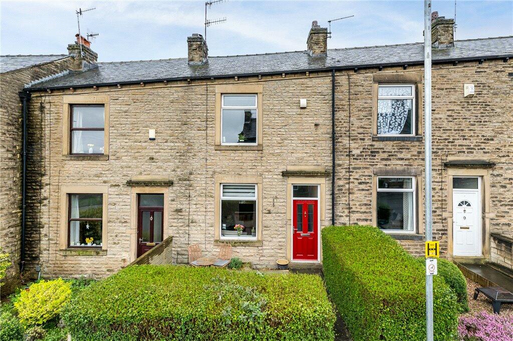 2 bedroom terraced house for sale in Fourlands Road, Bradford, West Yorkshire, BD10