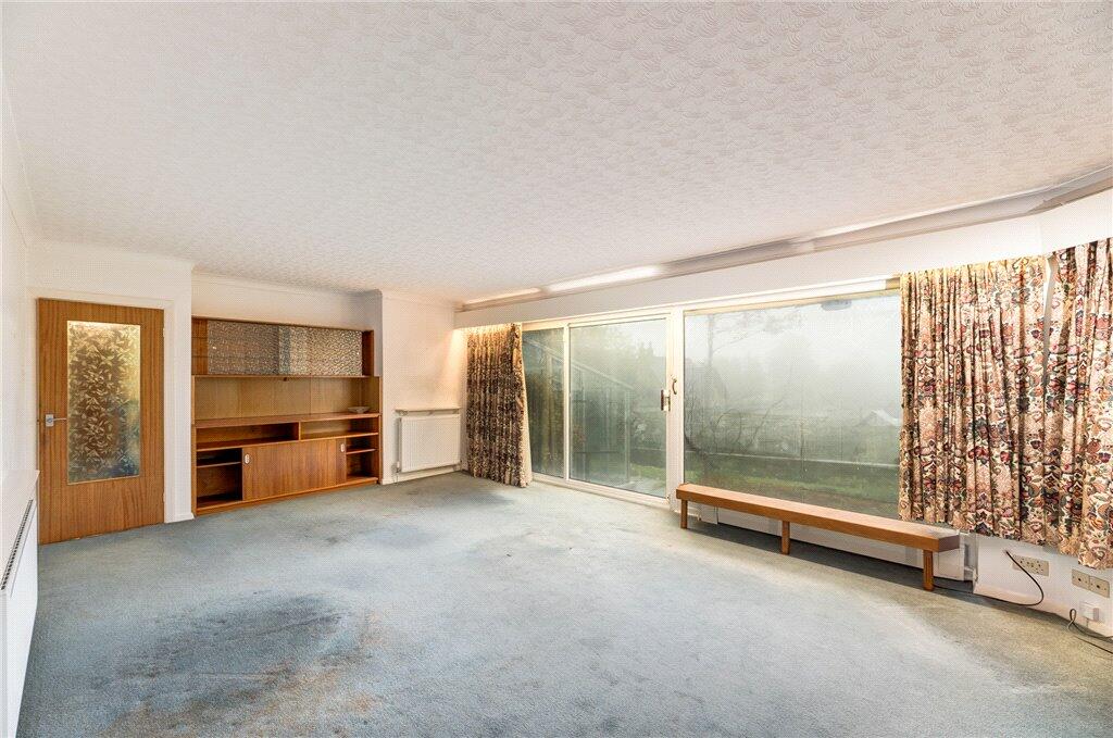 Additional property image - Wharfedale Rise, Bradford, BD9