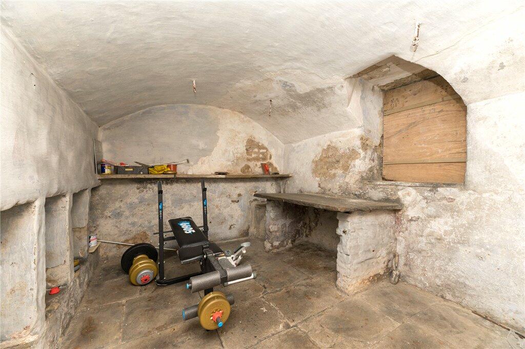 Additional property image - Thackley Old Road, Shipley, West Yorkshire, BD18