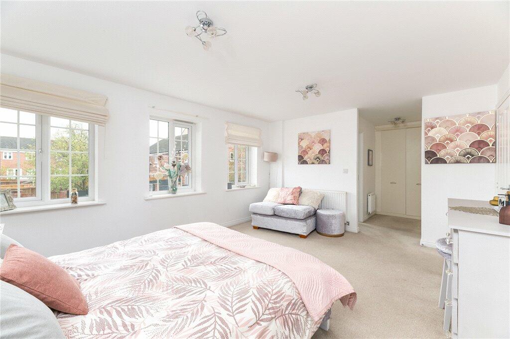 Additional property image - Plantation Drive, Bradford, West Yorkshire, BD9