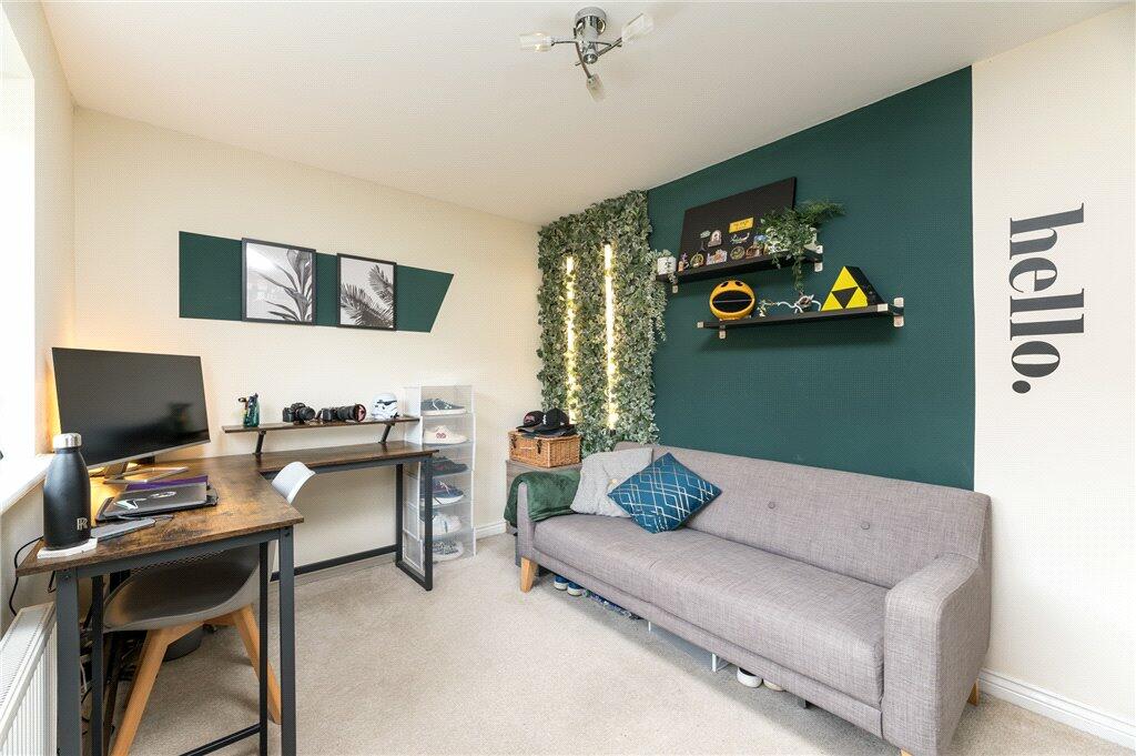 Additional property image - Plantation Drive, Bradford, West Yorkshire, BD9