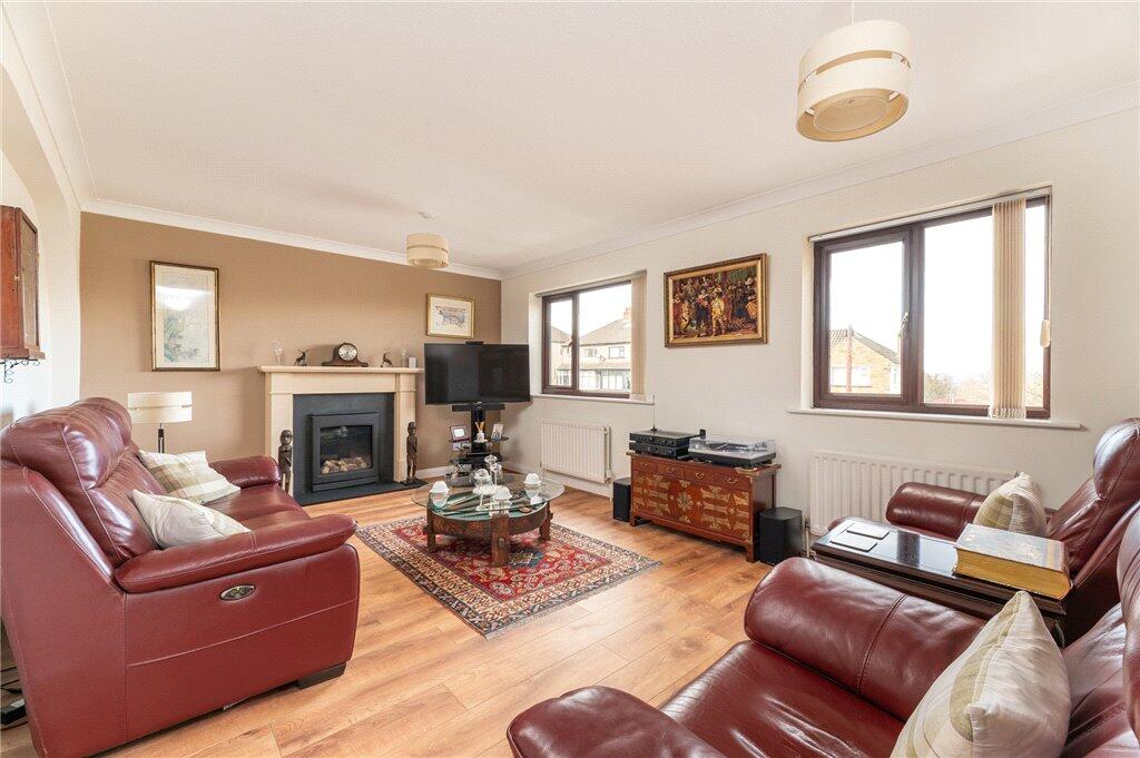 Additional property image - Nab Wood Drive, Shipley, West Yorkshire, BD18