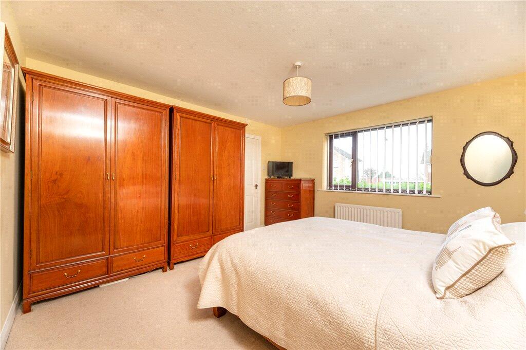 Additional property image - Nab Wood Drive, Shipley, West Yorkshire, BD18