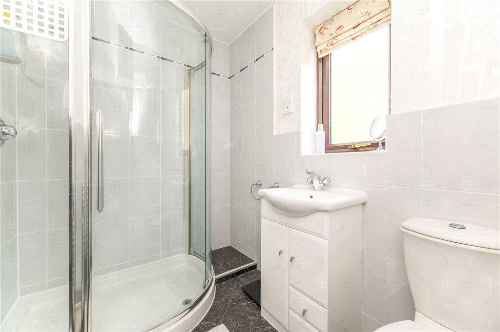 Additional property image - Nab Wood Drive, Shipley, West Yorkshire, BD18
