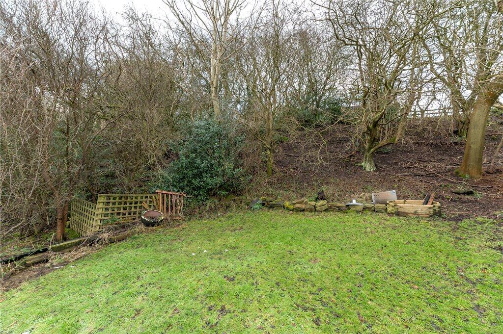 Additional property image - Nab Wood Drive, Shipley, West Yorkshire, BD18