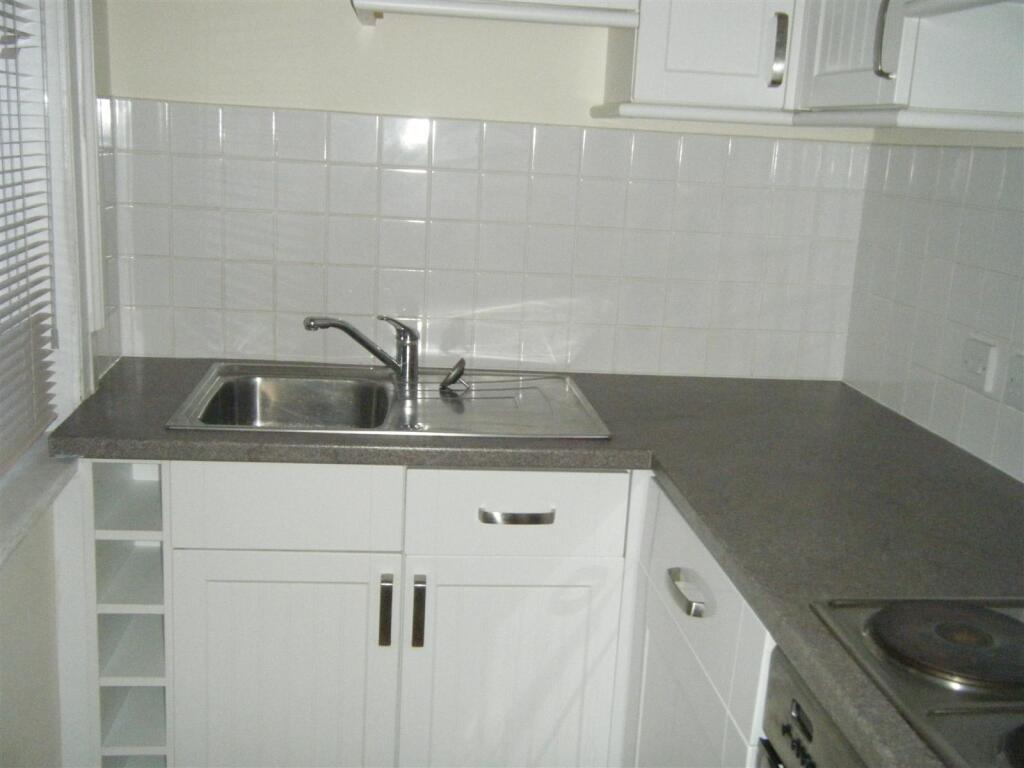 Main image of property: MAIDEN STREET - WEYMOUTH
