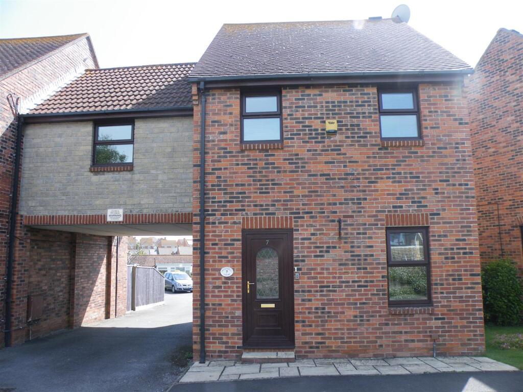 Main image of property: 3 BEDROOM HOUSE IN WYKE REGIS