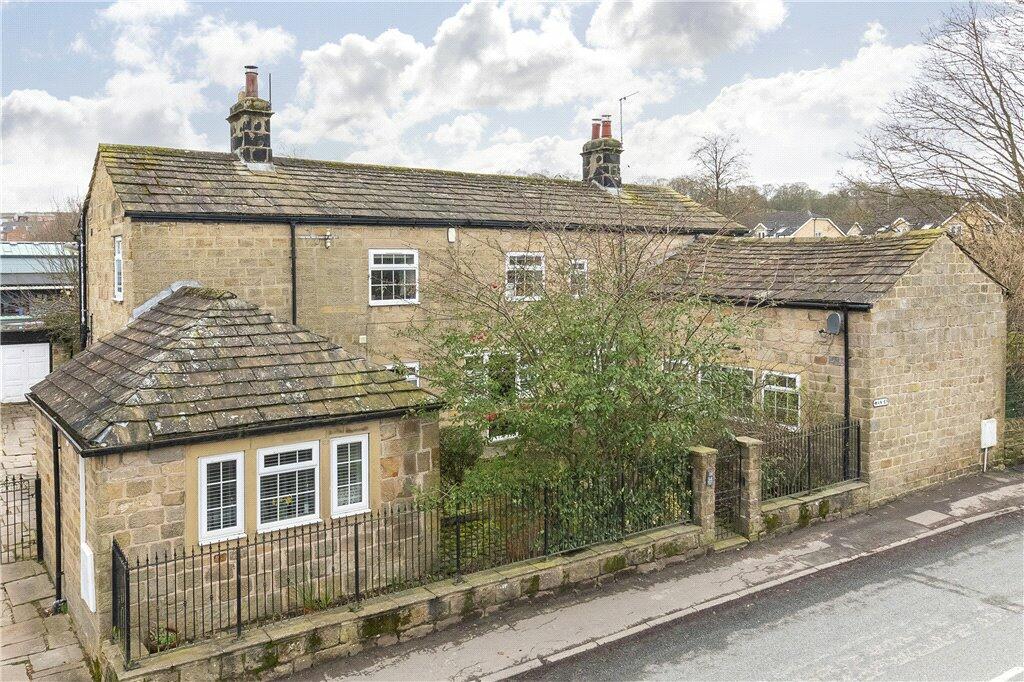 4 bedroom detached house for sale in Main Street, Menston, Ilkley, West Yorkshire, LS29