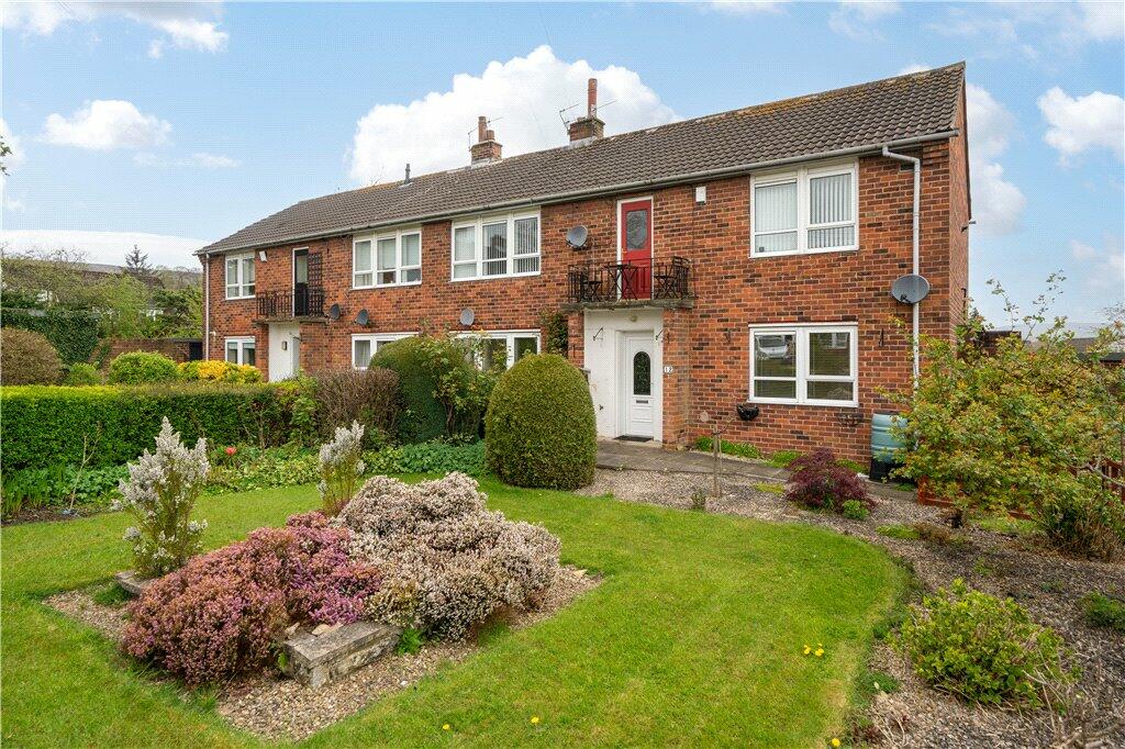 2 bedroom apartment for sale in Midge Hall Close, Burley in Wharfedale