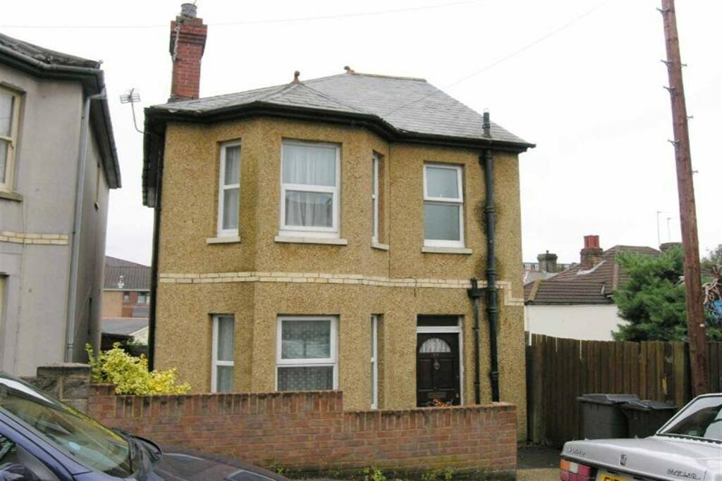 Additional property image - 5 bedroom Detached House in Winton