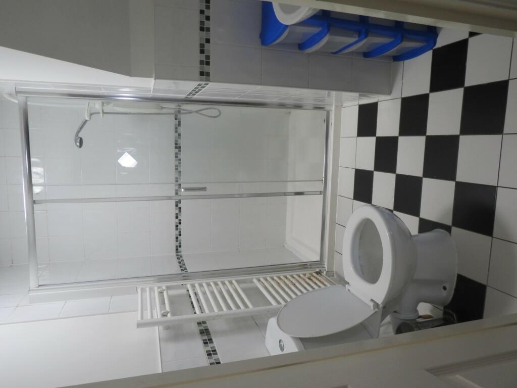 Additional property image - 4 bedroom Semi Detached House in Ensbury Park